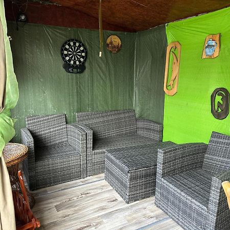 Casa Rares Буштені Екстер'єр фото