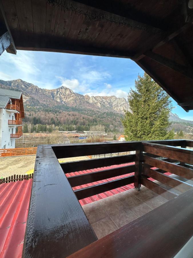 Casa Rares Буштені Екстер'єр фото